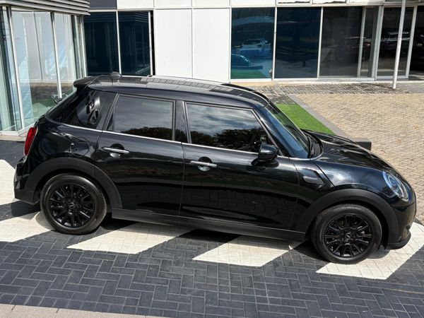 2023-MINI-Hatch-One-15T-5-dr-Auto image:1