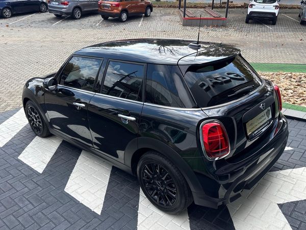 2023-MINI-Hatch-One-15T-5-dr-Auto image:4