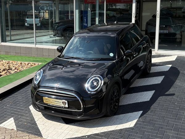 2023-MINI-Hatch-One-15T-5-dr-Auto image:6