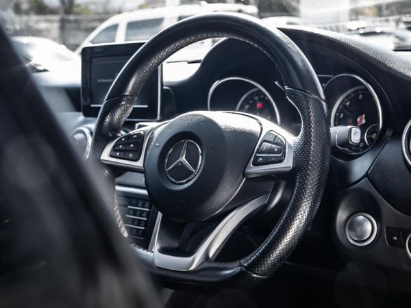 2018-Mercedes-Benz-CLA-200 image:18