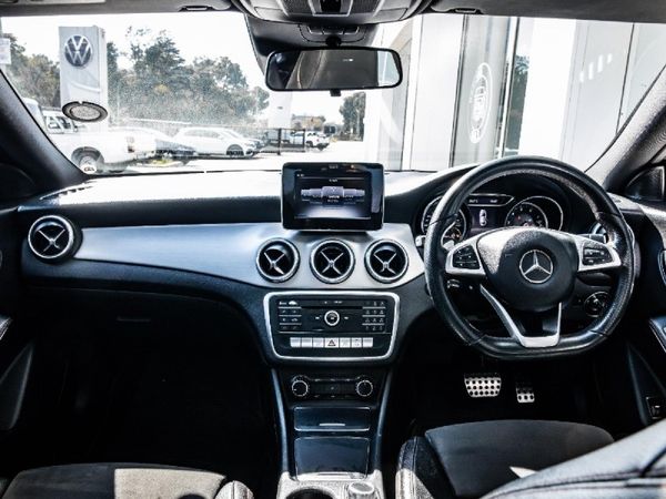 2018-Mercedes-Benz-CLA-200 image:6