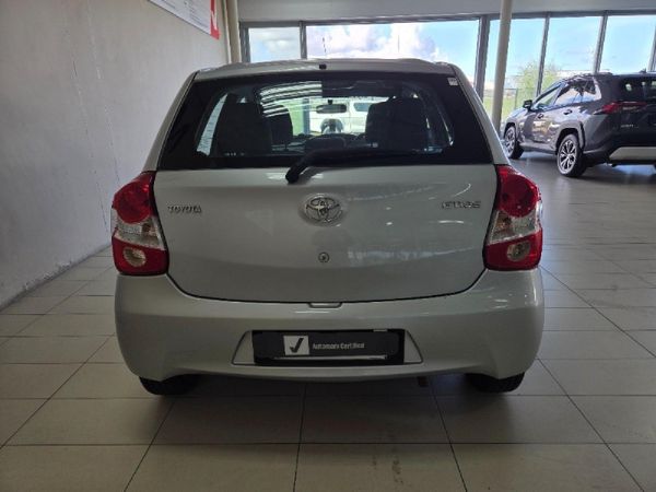 2019-Toyota-Etios-15-Xi-5-dr image:7