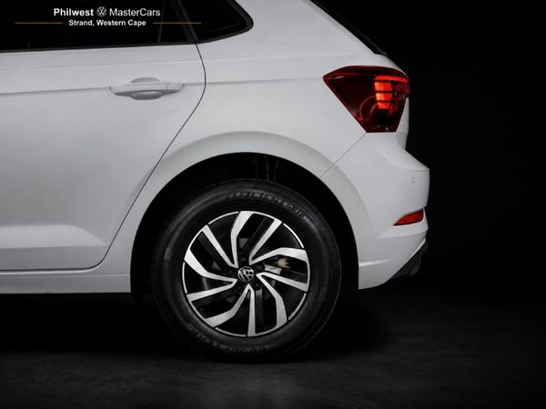 2025-Volkswagen-Polo-10-TSI-Life image:27