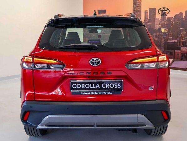 2026-Toyota-Corolla-Cross-18-GR-S image:1