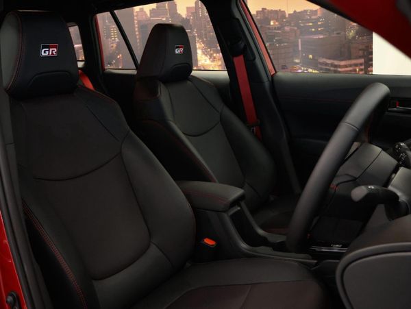2026-Toyota-Corolla-Cross-18-GR-S image:8