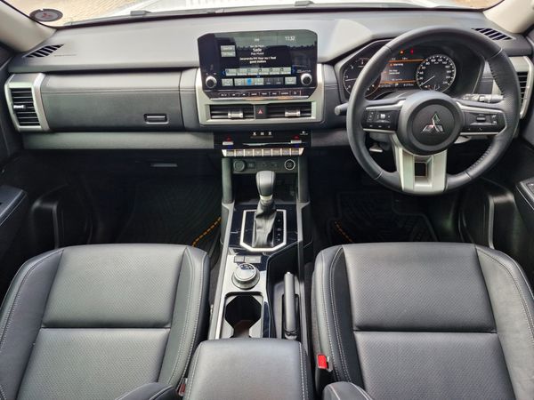 2025-Mitsubishi-Triton-24-Di-Dc-Xtreme-4x4-Auto-Double-Cab image:9