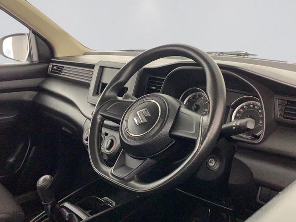 2025-Suzuki-Ertiga-15-GA image:16