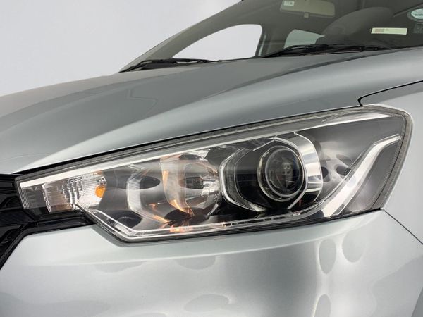2025-Suzuki-Ertiga-15-GA image:3