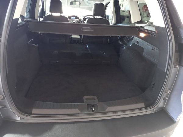 2013-Ford-Kuga-16-EcoBoost-Trend-AWD-Auto image:10