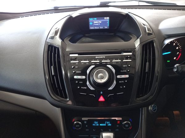 2013-Ford-Kuga-16-EcoBoost-Trend-AWD-Auto image:15