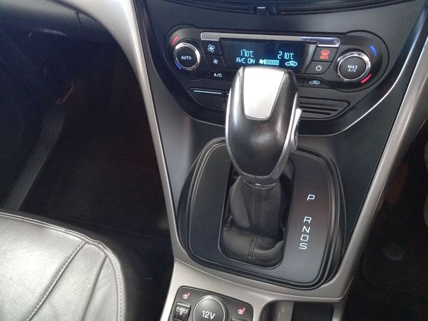 2013-Ford-Kuga-16-EcoBoost-Trend-AWD-Auto image:24