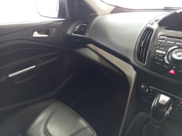2013-Ford-Kuga-16-EcoBoost-Trend-AWD-Auto image:26