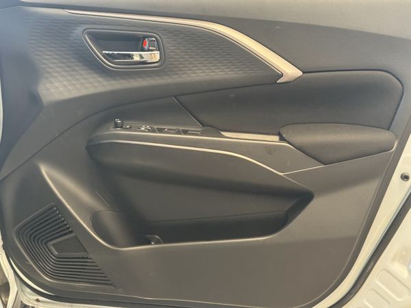 2026-Suzuki-Swift-12-GL image:11