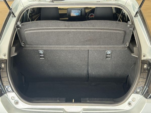 2026-Suzuki-Swift-12-GL image:15