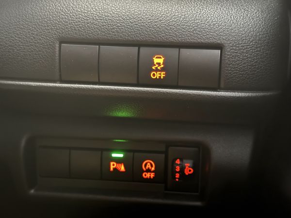 2026-Suzuki-Swift-12-GL image:27