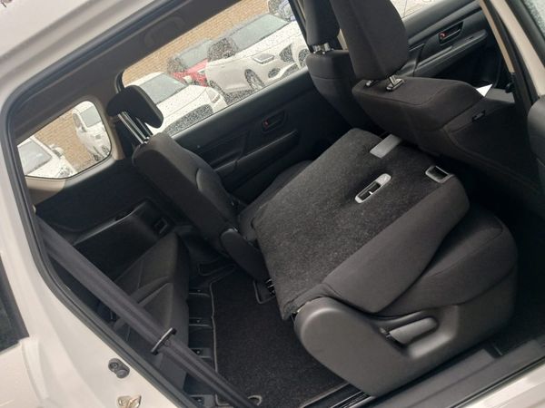 2026-Suzuki-Ertiga-15-GA image:12