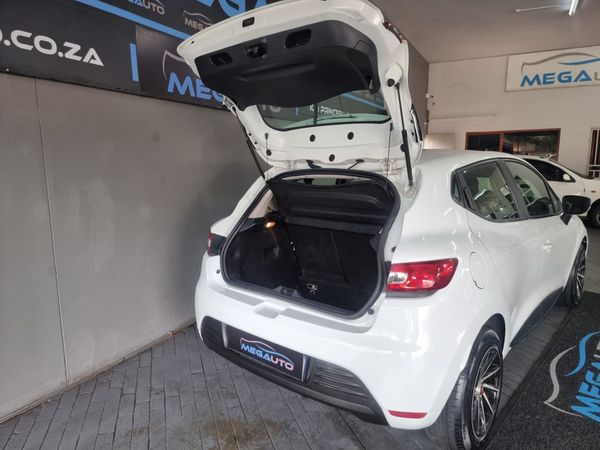 2020-Renault-Clio-IV-900T-Authentique-5-dr-66kW image:12