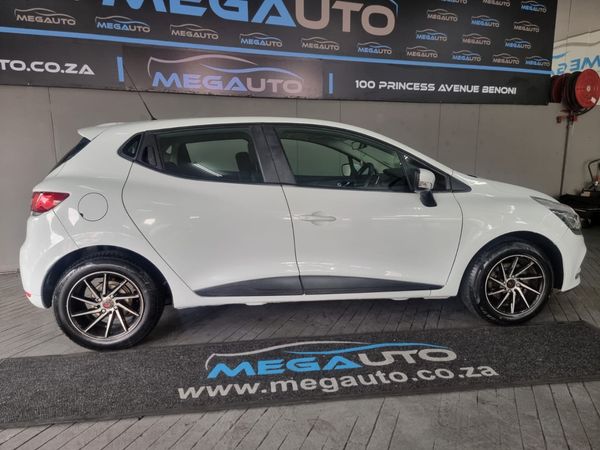 2020-Renault-Clio-IV-900T-Authentique-5-dr-66kW image:8