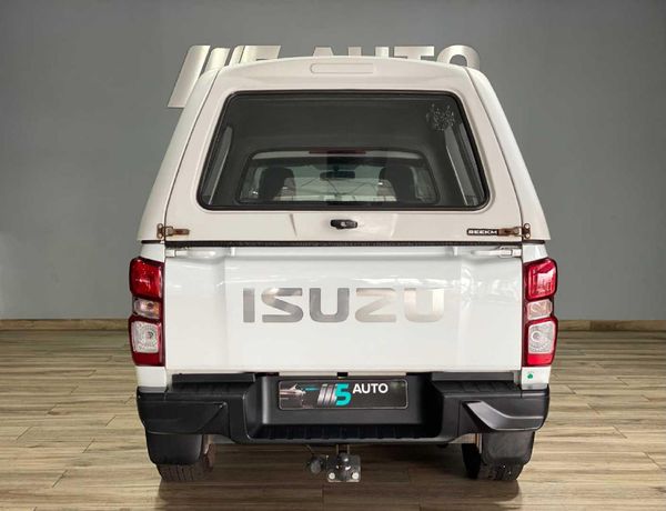 2025-Isuzu-D-Max-19-DDI-HR-L-4x4-Single-Cab image:4