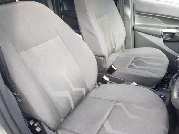 2015-Ford-Tourneo-Connect-10-Trend-SWB image:10