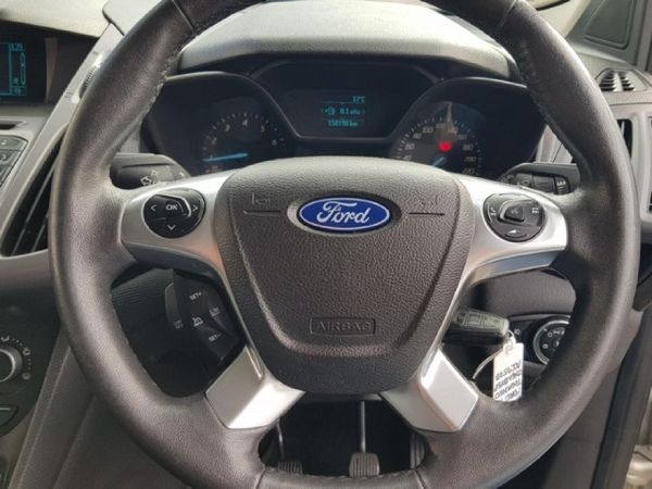 2015-Ford-Tourneo-Connect-10-Trend-SWB image:12