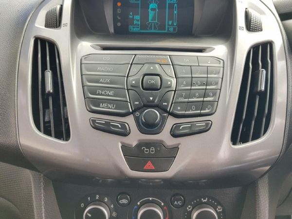 2015-Ford-Tourneo-Connect-10-Trend-SWB image:15
