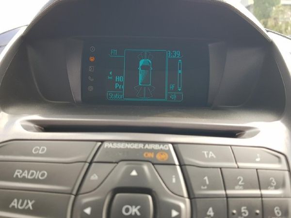 2015-Ford-Tourneo-Connect-10-Trend-SWB image:16
