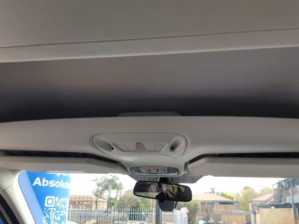2015-Ford-Tourneo-Connect-10-Trend-SWB image:7