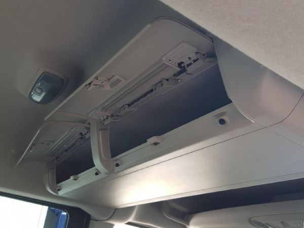 2015-Ford-Tourneo-Connect-10-Trend-SWB image:8