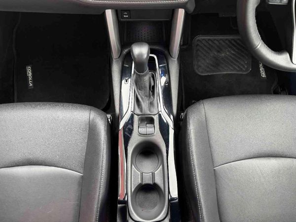 2025-Toyota-Corolla-Cross-18-XR image:12