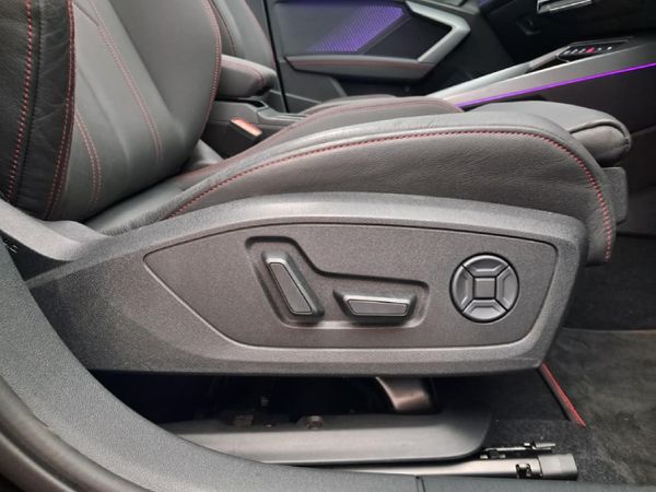 2025-Audi-A3-Sportback-35-TFSI-Black-Edition-Auto image:9