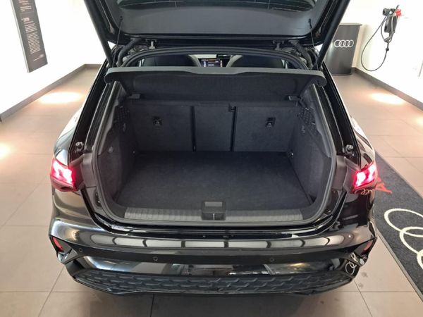 2025-Audi-A3-Sportback-35-TFSI-Black-Edition-Auto image:6