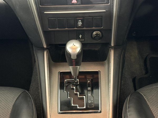 2023-Mitsubishi-Triton-24-Di-Dc-4x4-Auto-Double-Cab image:10