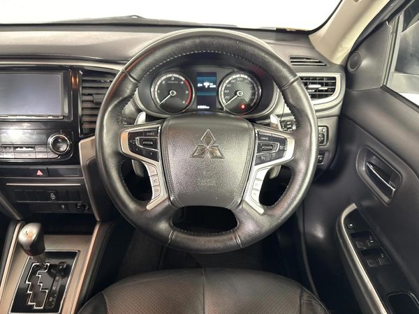 2023-Mitsubishi-Triton-24-Di-Dc-4x4-Auto-Double-Cab image:11