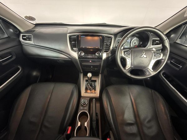 2023-Mitsubishi-Triton-24-Di-Dc-4x4-Auto-Double-Cab image:1