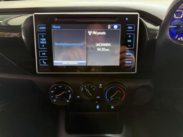 2018-Toyota-Hilux-28-GD-6-Raised-Body-Raider-Extended-Cab image:12