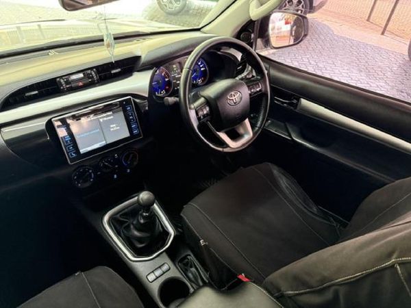 2018-Toyota-Hilux-28-GD-6-Raised-Body-Raider-Extended-Cab image:14