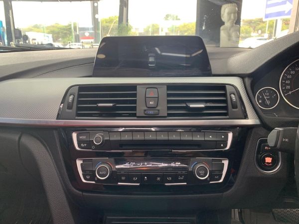 2018-BMW-3-Series-320d-M-Sport-Auto image:12