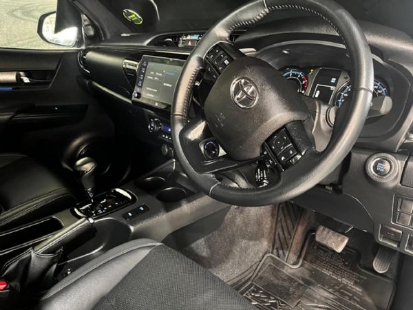 2022-Toyota-Hilux-28-GD-6-Raised-Body-Legend-RS-4x4-Auto-Double-Cab image:5