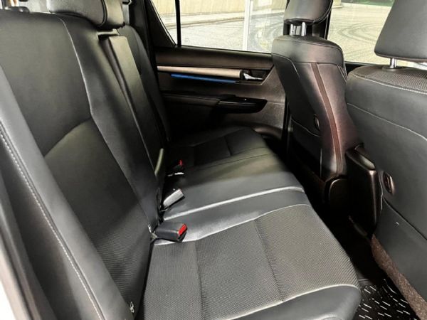 2022-Toyota-Hilux-28-GD-6-Raised-Body-Legend-RS-4x4-Auto-Double-Cab image:7