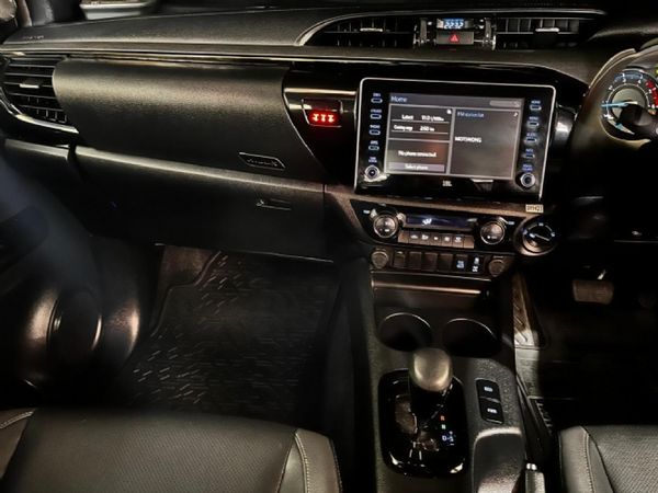 2022-Toyota-Hilux-28-GD-6-Raised-Body-Legend-RS-4x4-Auto-Double-Cab image:8