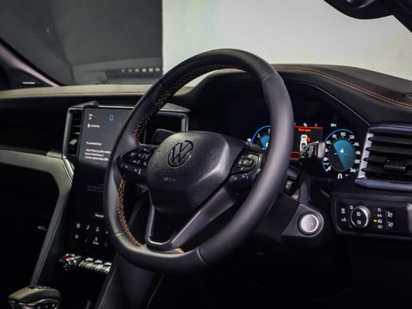 2026-Volkswagen-Amarok-30-TDI-V6-184kW-4Motion-Panamericana-Auto-Double image:9