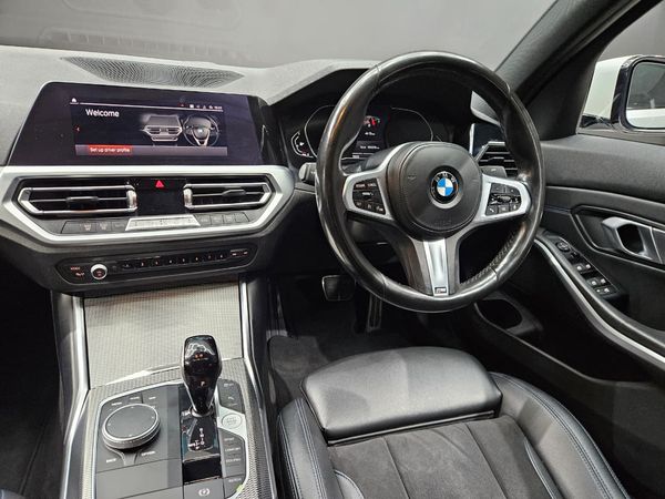 2021-BMW-3-Series-318i-M-Sport image:16
