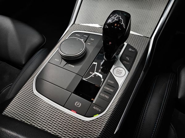 2021-BMW-3-Series-318i-M-Sport image:20