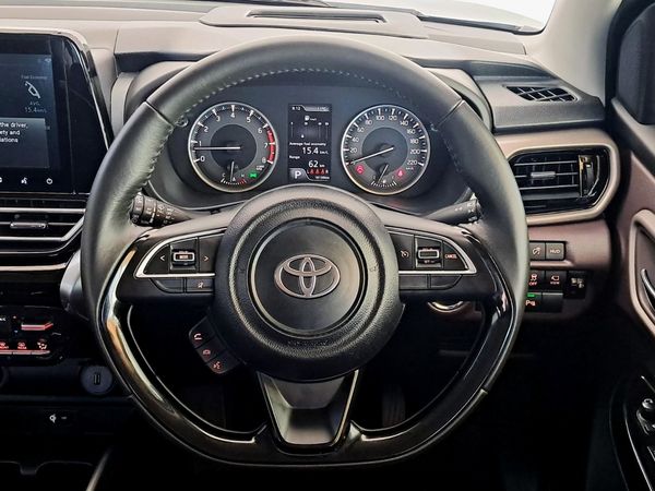 2025-Toyota-Starlet-Cross-15XR-Auto image:9