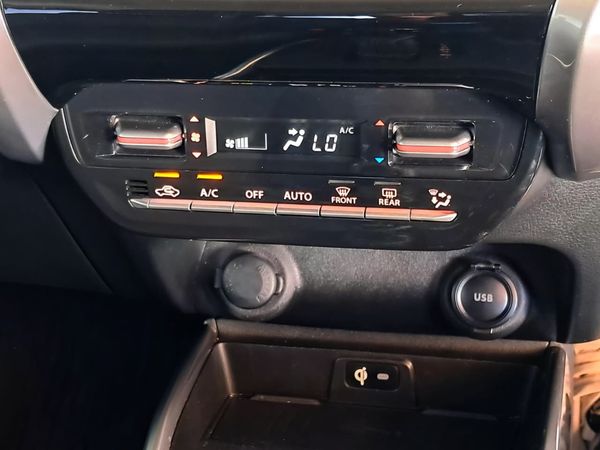 2025-Toyota-Starlet-Cross-15XR-Auto image:12