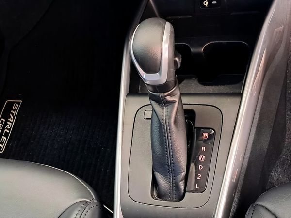 2025-Toyota-Starlet-Cross-15XR-Auto image:15