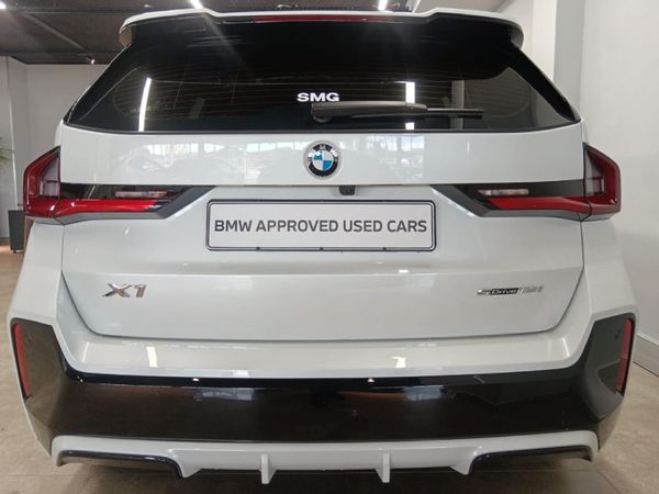 2025-BMW-X1-sDrive18i-M-Sport image:4