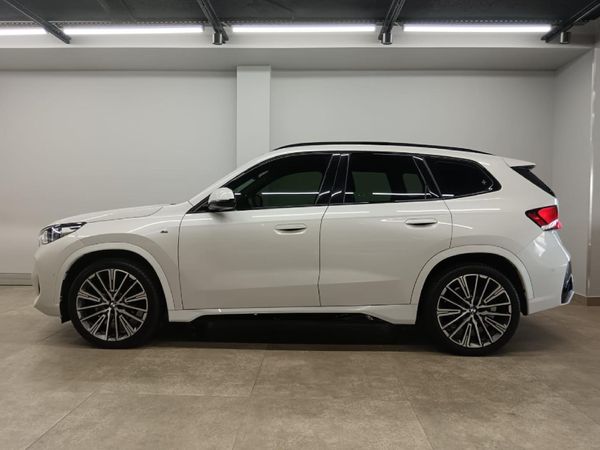 2025-BMW-X1-sDrive18i-M-Sport image:5