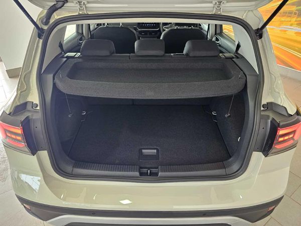 2025-Volkswagen-T-Cross-10-TSI-Auto image:7